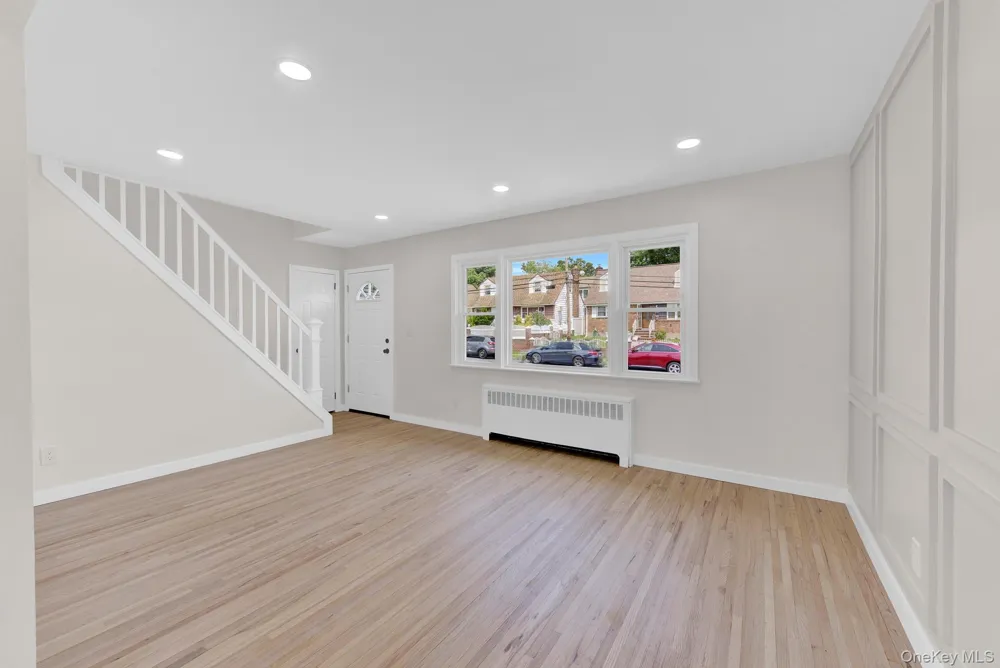 1397 Rosser Avenue Elmont, NY 11003