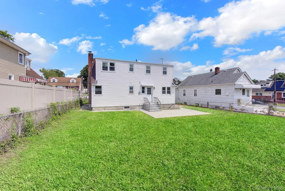 1397 Rosser Avenue Elmont, NY 11003