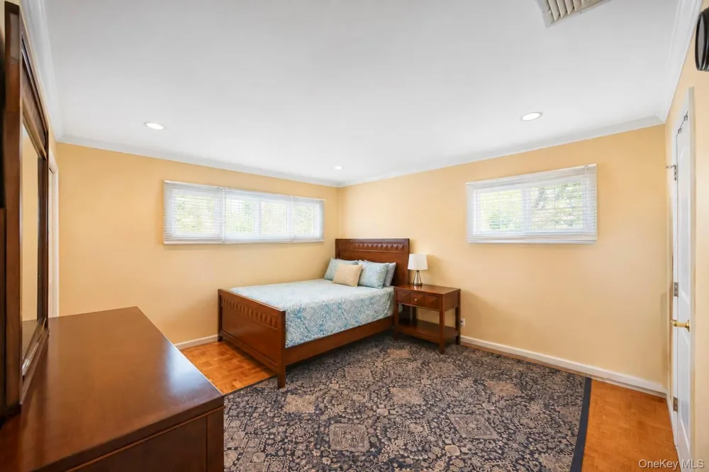 7 Primrose Avenue Hicksville, NY 11801