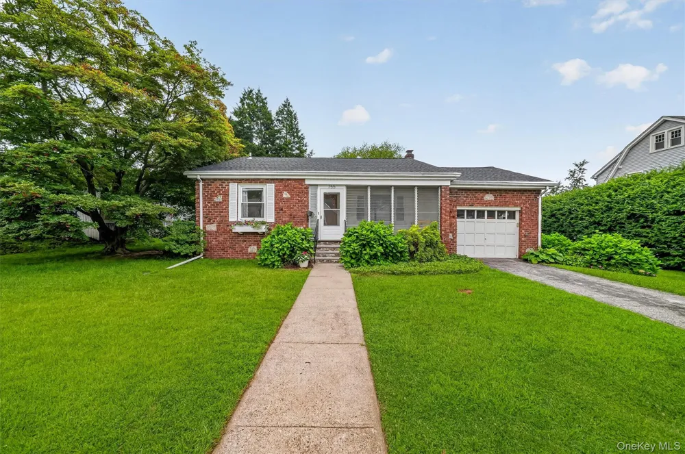 755 Hoover Avenue Peekskill, NY 10566