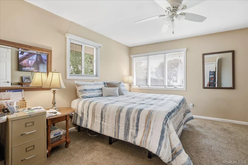 2 6th Avenue Farmingdale, NY 11735