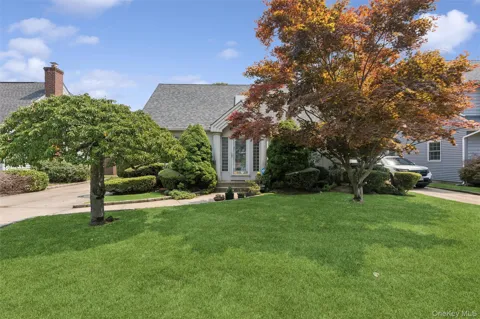 22 Briarcliff Drive