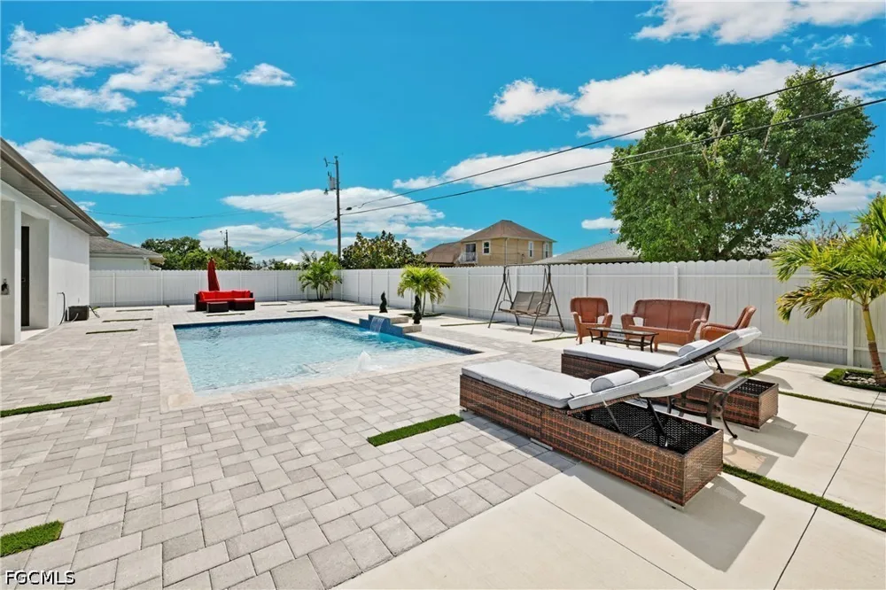 SE 16th Street Cape Coral, FL 33990