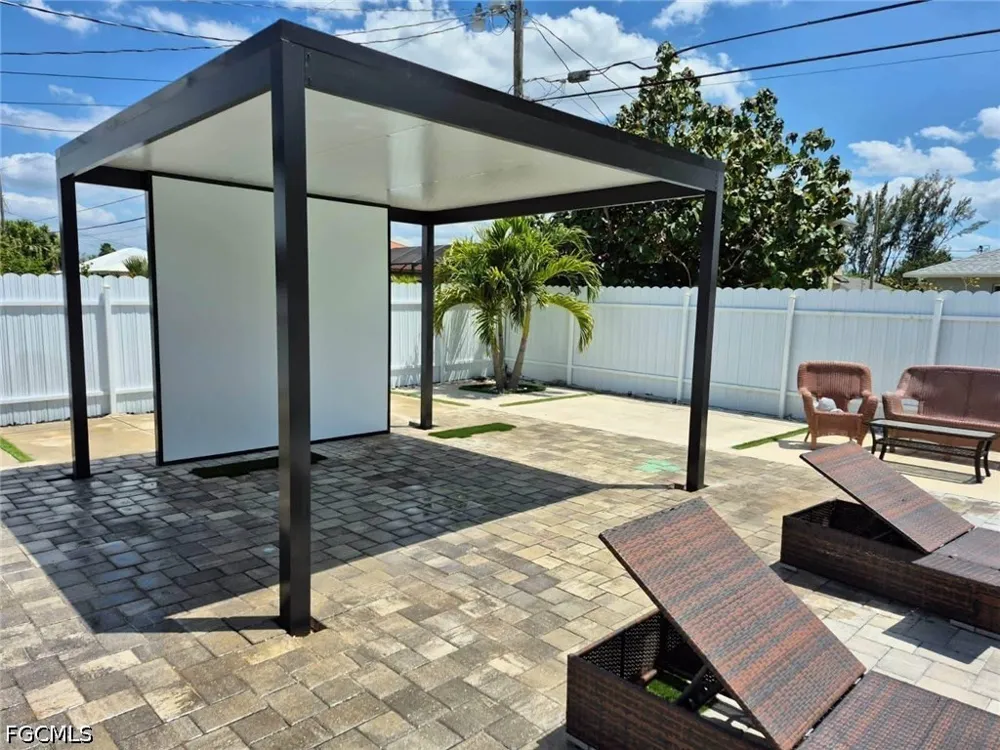 SE 16th Street Cape Coral, FL 33990