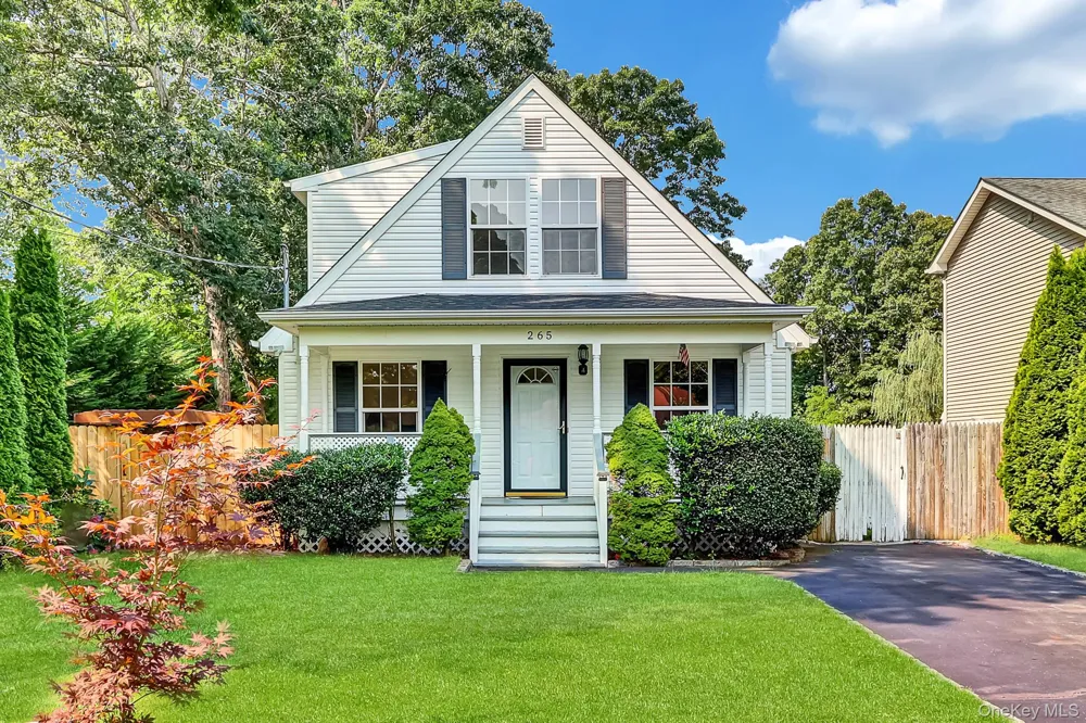265 Forrest Avenue Shirley, NY 11967