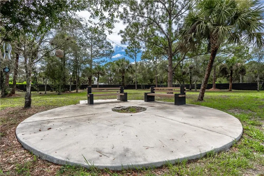 300 Montura Avenue Clewiston, FL 33440