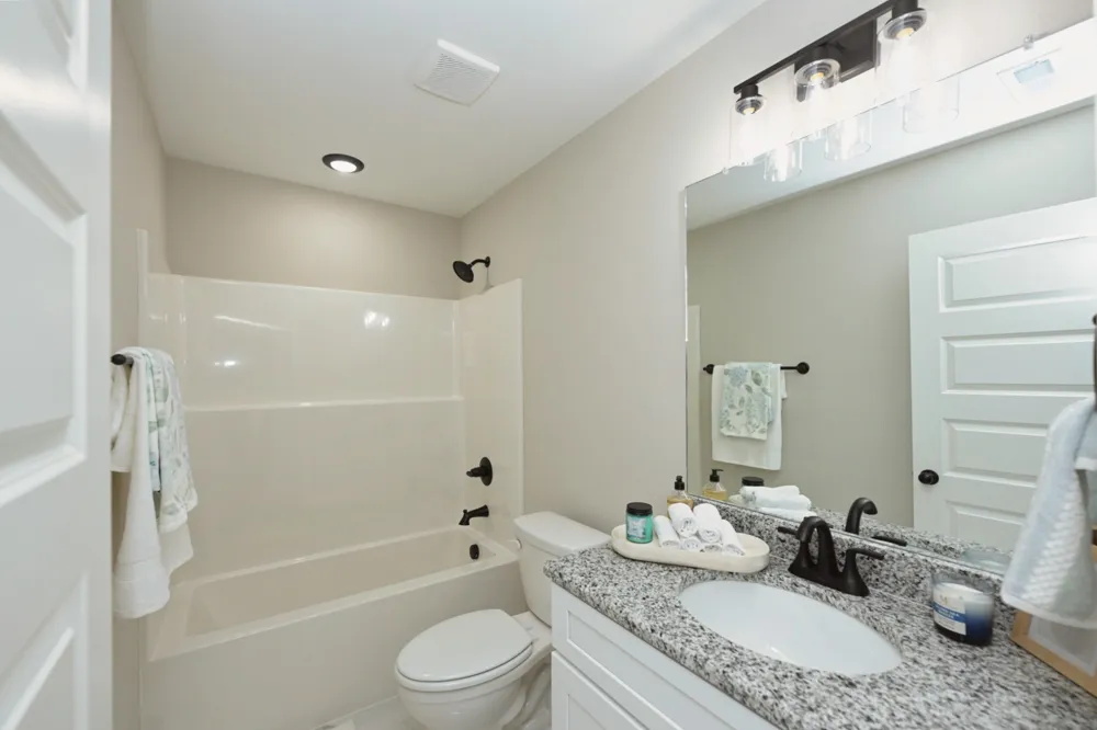 94 Donna Dr Hendersonville, TN 37075