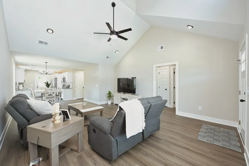 94 Donna Dr Hendersonville, TN 37075