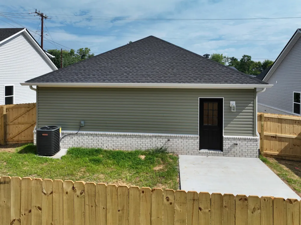 94 Donna Dr Hendersonville, TN 37075