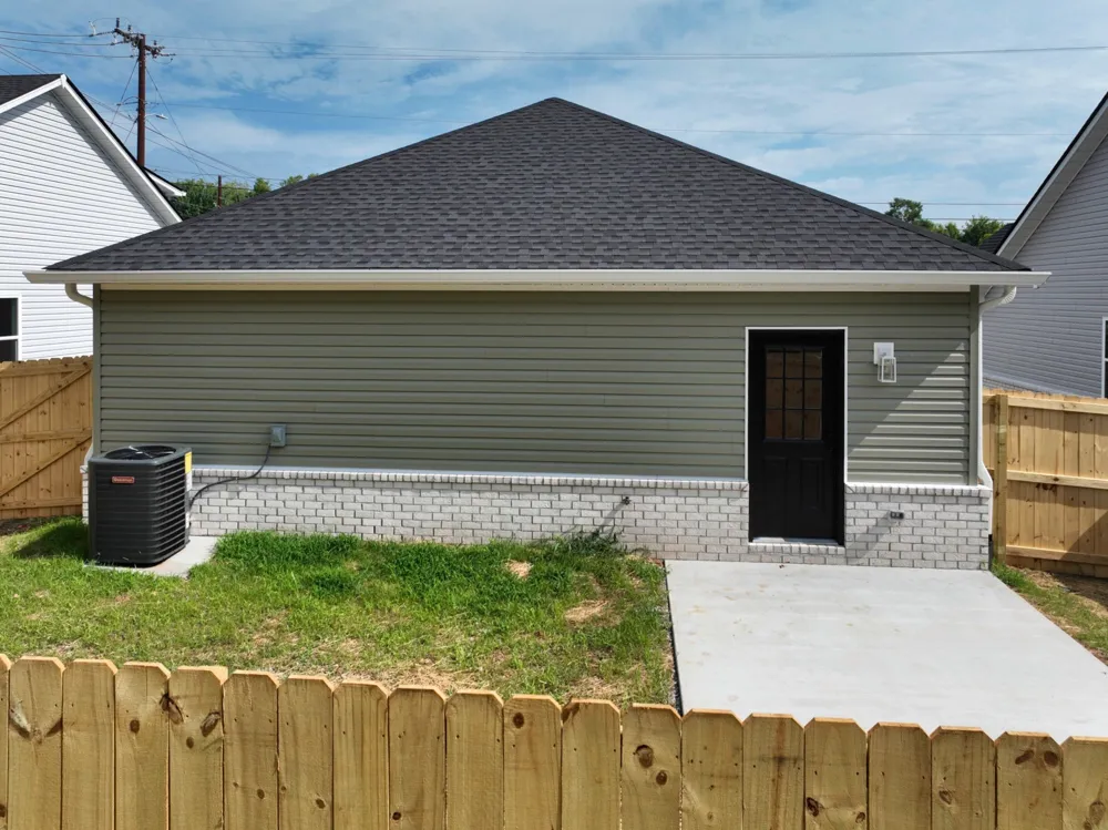 94 Donna Dr Hendersonville, TN 37075