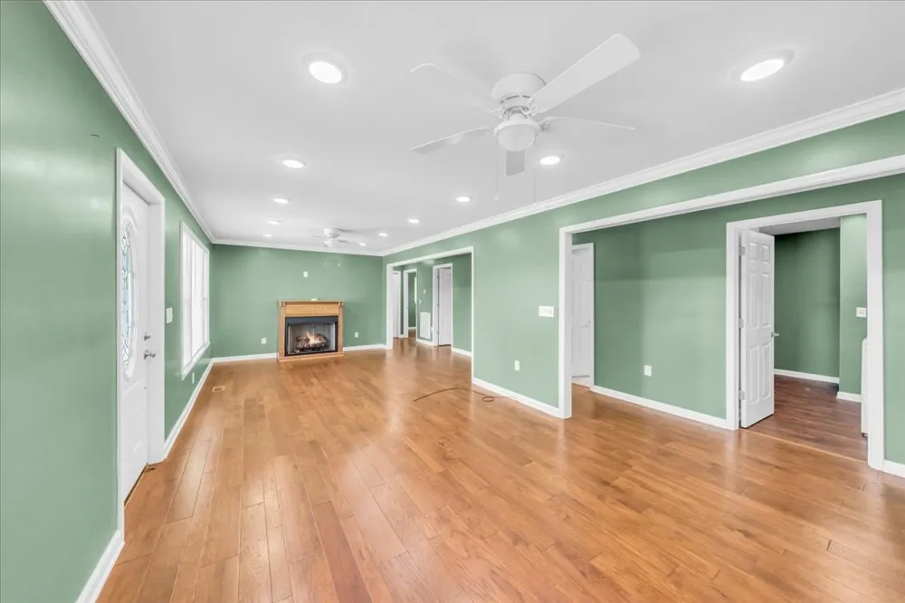1981 Gossburg Rd Beechgrove, TN 37018