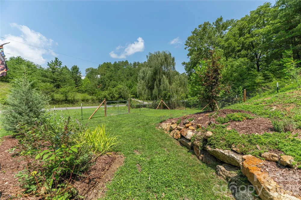 50 Embler Road Alexander, NC 28701