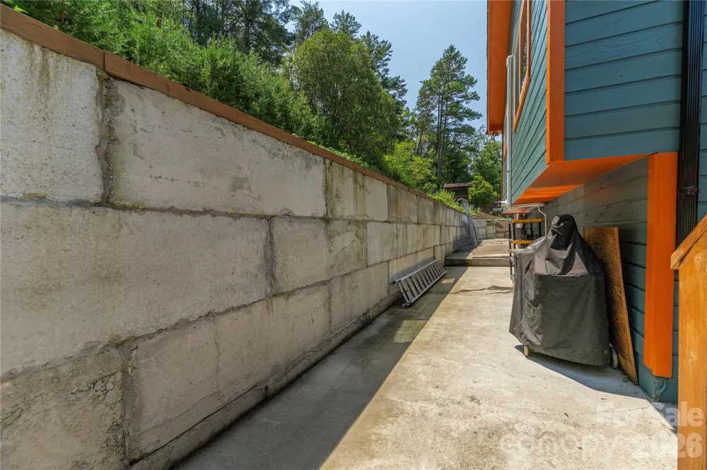 50 Embler Road Alexander, NC 28701