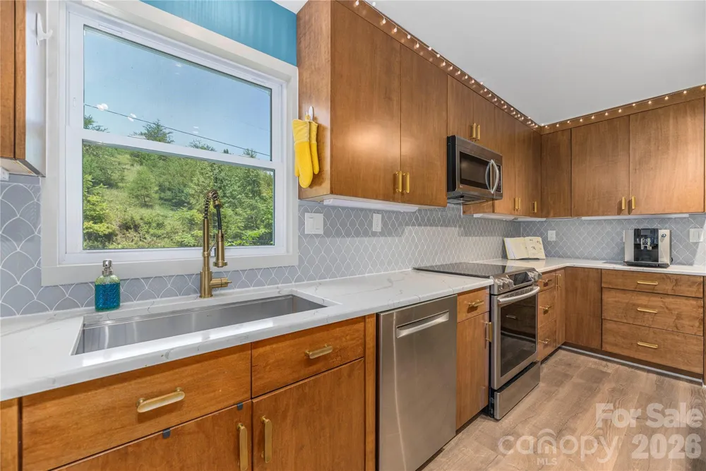 50 Embler Road Alexander, NC 28701
