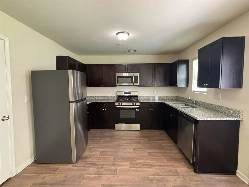 629 Carlton Pointe Drive Palmetto, GA 30268