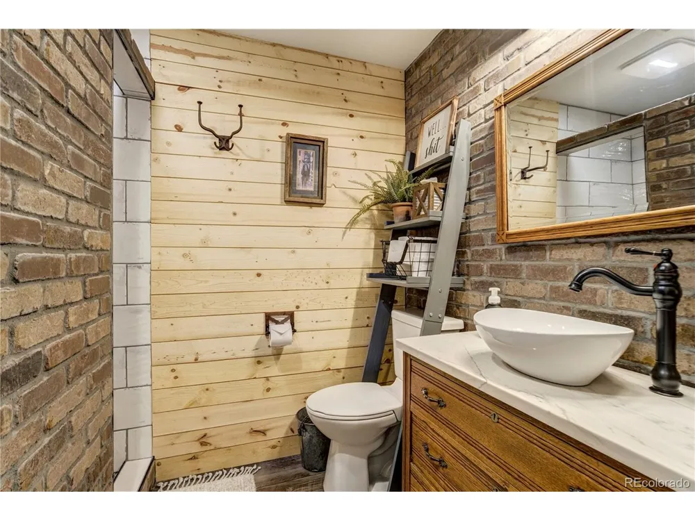 14375 Timber Trail Larkspur, CO 80118
