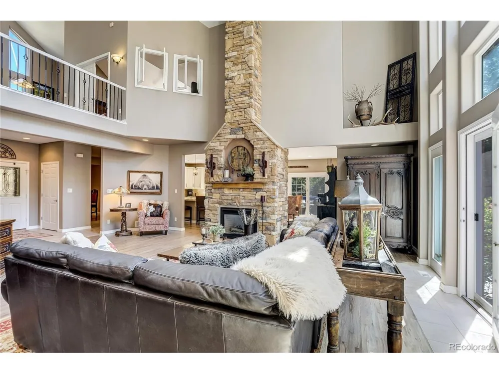 14375 Timber Trail Larkspur, CO 80118
