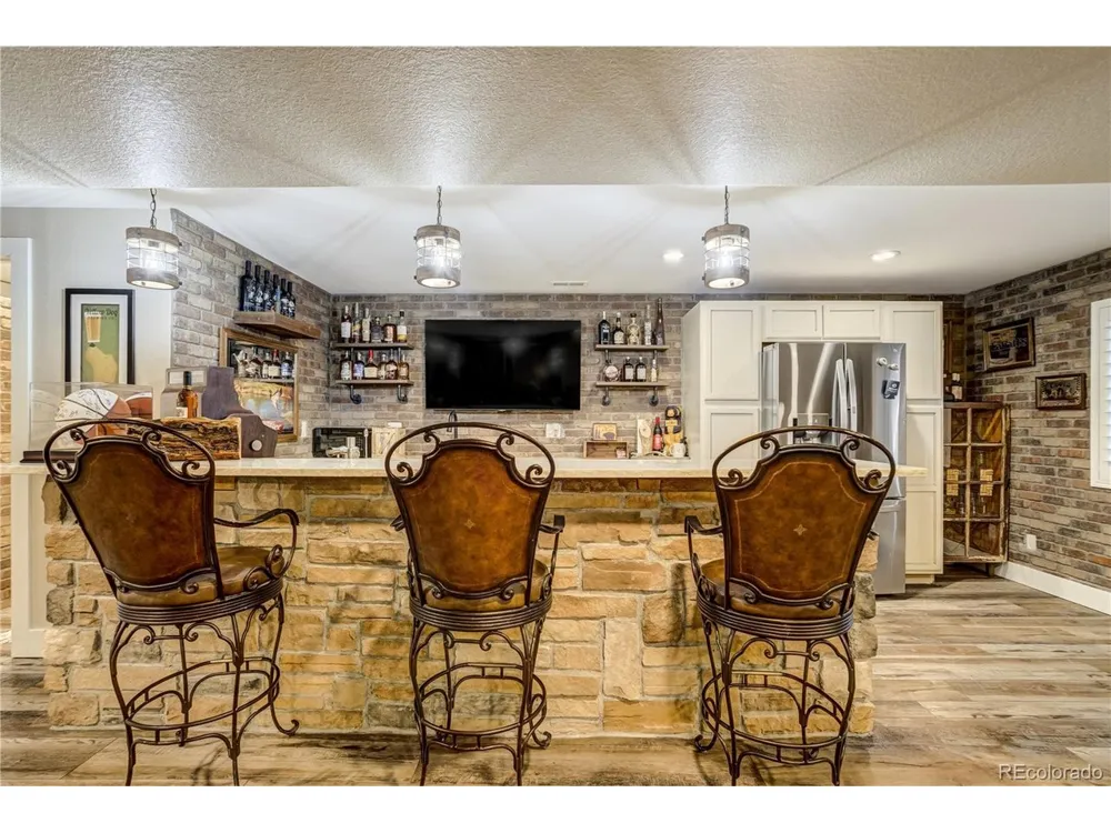14375 Timber Trail Larkspur, CO 80118