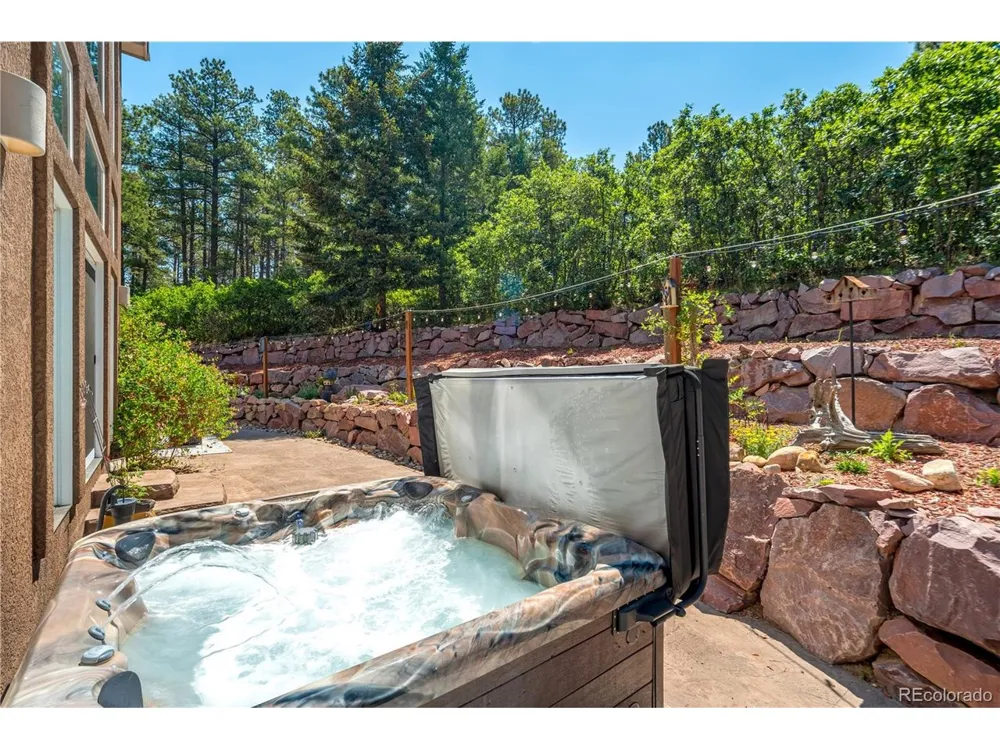 14375 Timber Trail Larkspur, CO 80118