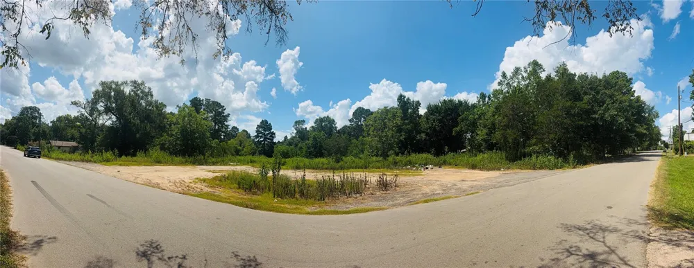 420 E Semands Street Conroe, TX 77301