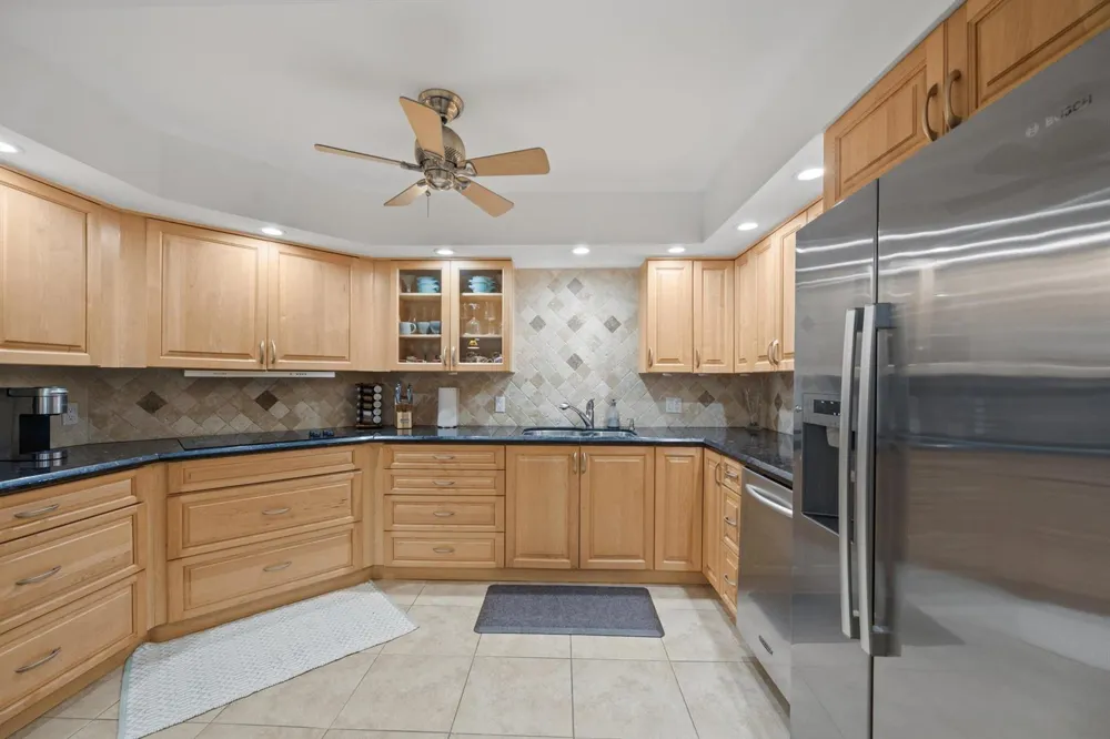 2860 S OCEAN BOULEVARD #316 Palm Beach, FL 33480