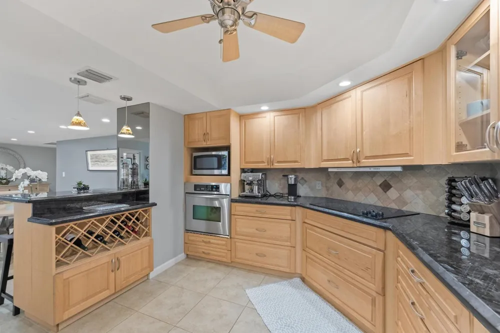 2860 S OCEAN BOULEVARD #316 Palm Beach, FL 33480