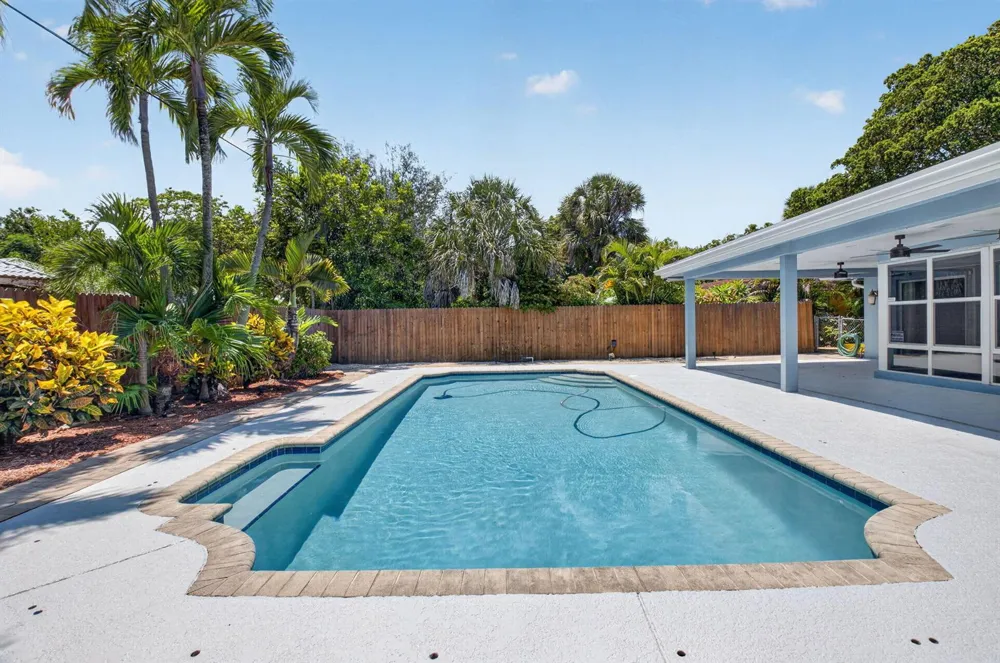 1170 SW 21st Street Boca Raton, FL 33486