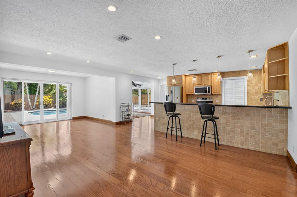 1170 SW 21st Street Boca Raton, FL 33486