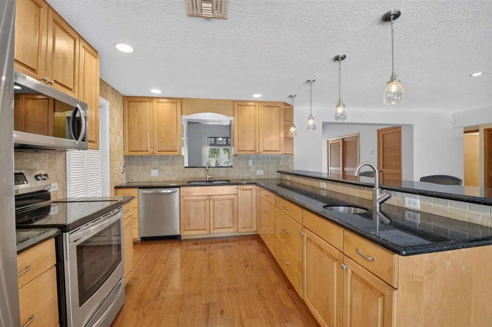 1170 SW 21st Street Boca Raton, FL 33486