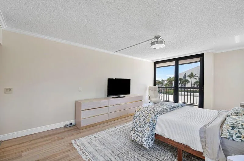 4748 S OCEAN BOULEVARD #2A Highland Beach, FL 33487