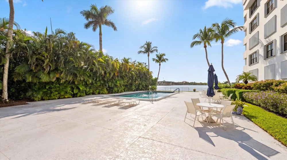 2860 S Ocean Boulevard #316 Palm Beach, FL 33480