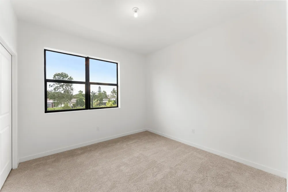 7382 BRENNER AVENUE Lake Worth, FL 33467