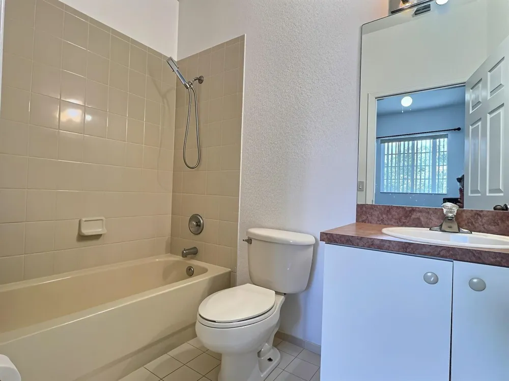 8833 S ISLES CIRCLE #8833 Tamarac, FL 33321
