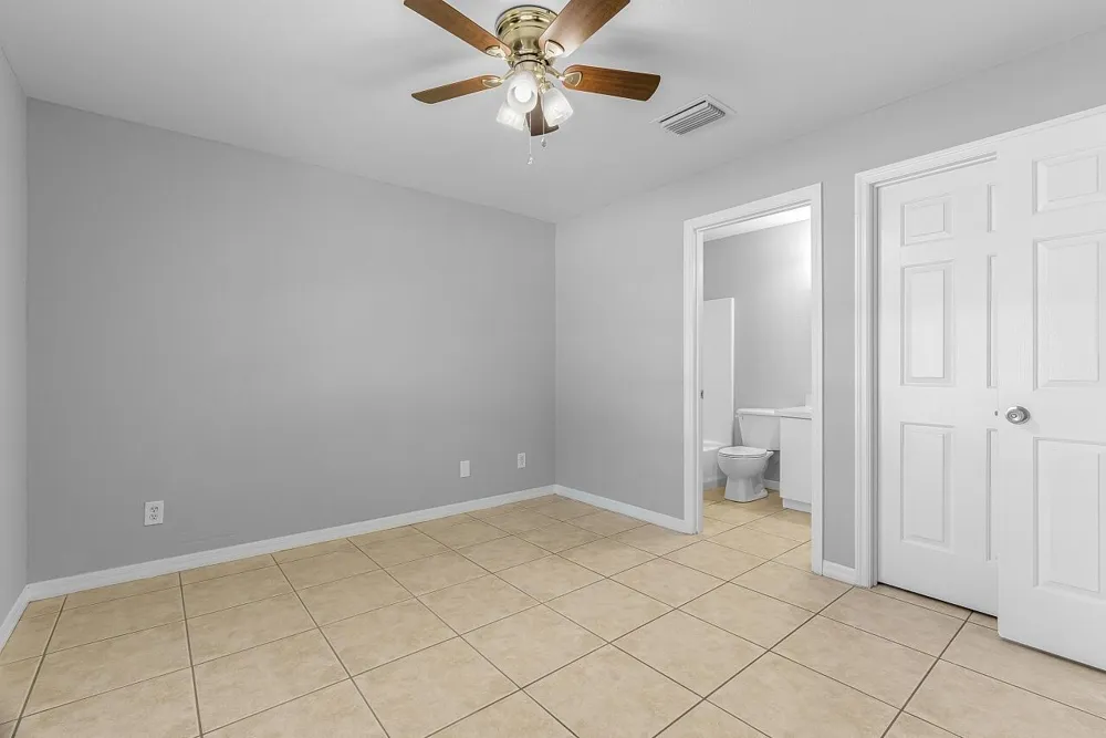 216 13th Street SW Vero Beach, FL 32962