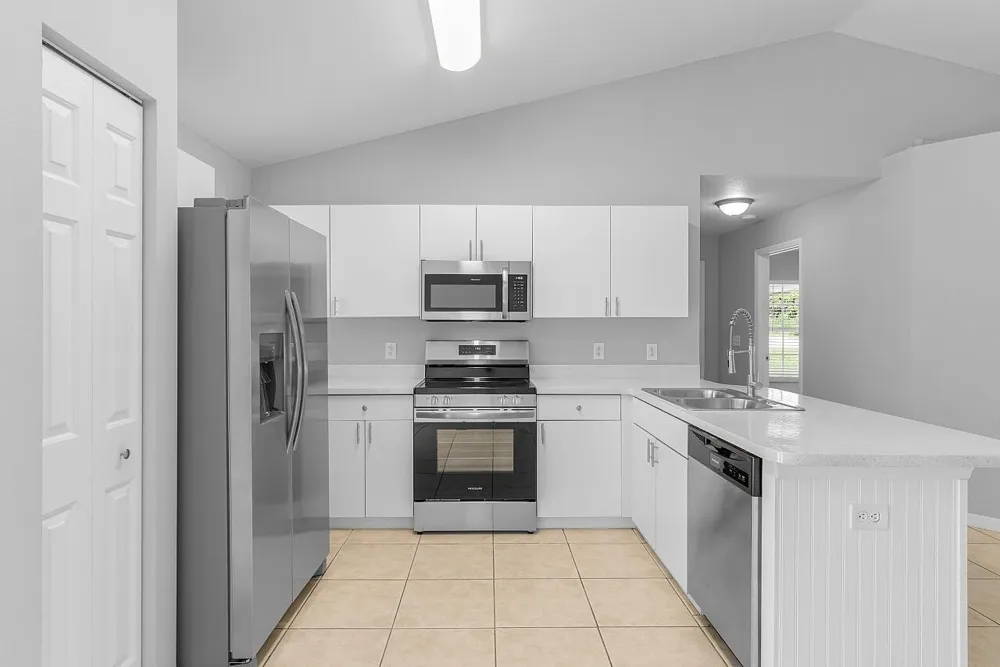 216 13th Street SW Vero Beach, FL 32962