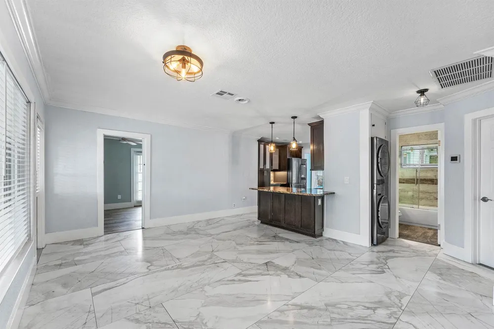 819 6TH STREET Lake Park, FL 33403