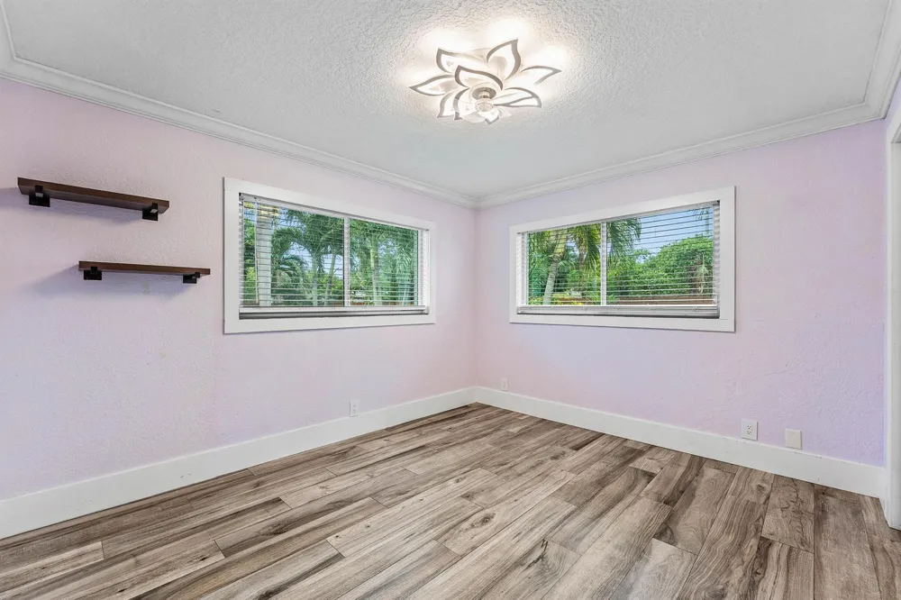 819 6TH STREET Lake Park, FL 33403