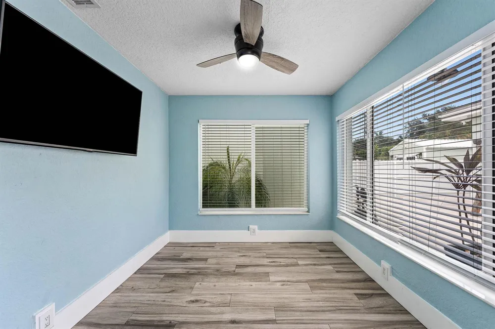 819 6TH STREET Lake Park, FL 33403