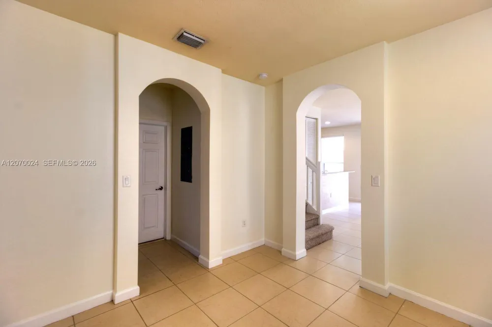 9362 SW 171st Ave Miami, FL 33196