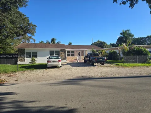 260 NE 118th Ter #262