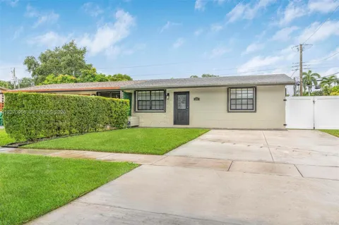 5001 SW 92nd Ter