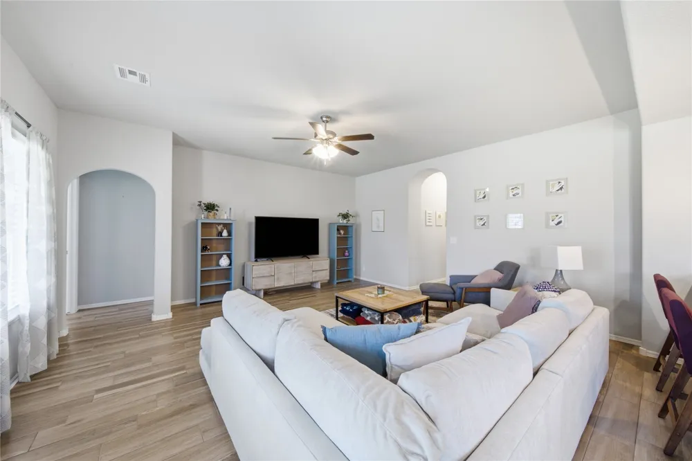 3212 Fredericksburg Street Broken Arrow, OK 74011