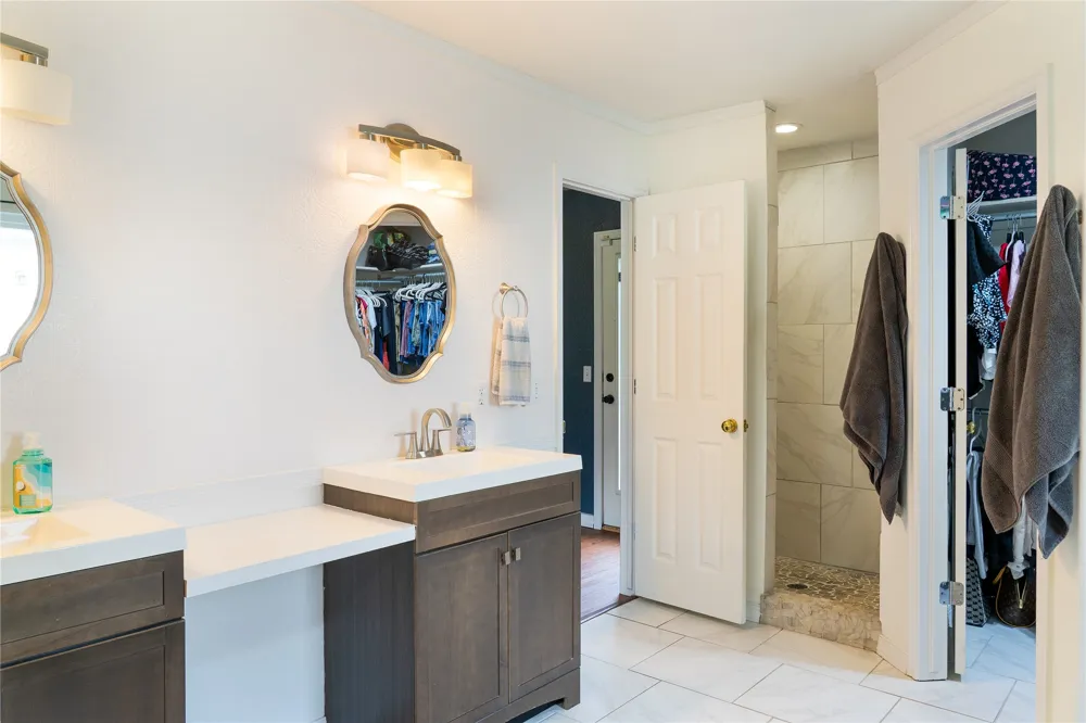 5825 S 286th EastAvenue Broken Arrow, OK 74014