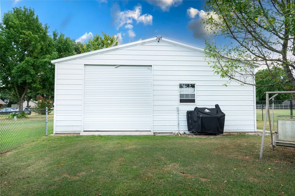5825 S 286th EastAvenue Broken Arrow, OK 74014