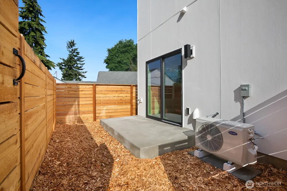 508 SW 137th Street #B Burien, WA 98166