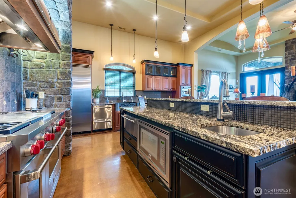 15718 Scenic Shores Drive SE Yelm, WA 98597