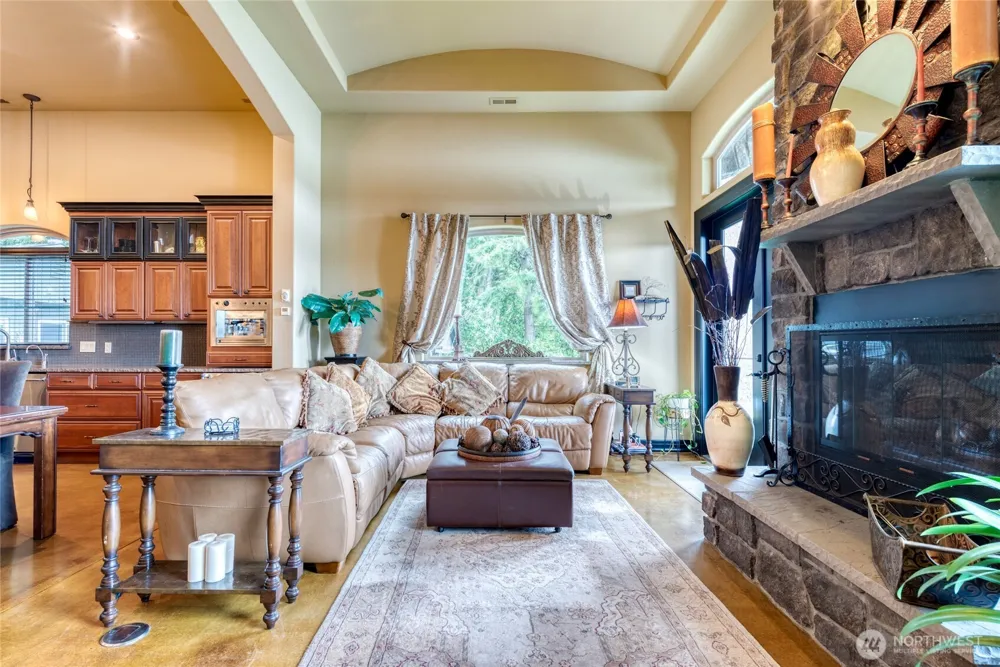 15718 Scenic Shores Drive SE Yelm, WA 98597