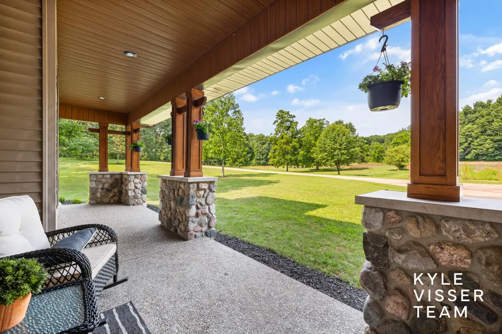 590 Talisman Drive NE Vergennes Township, MI 49331