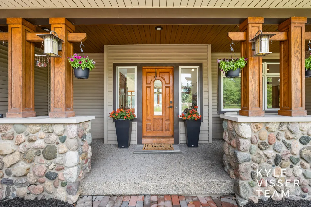 590 Talisman Drive NE Vergennes Township, MI 49331