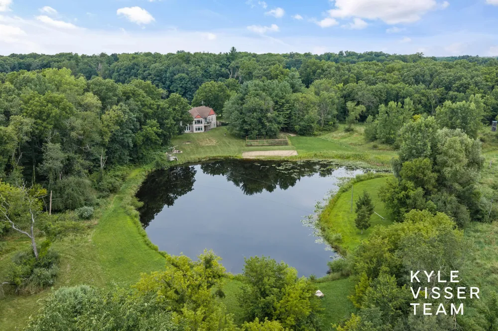 590 Talisman Drive NE Vergennes Township, MI 49331